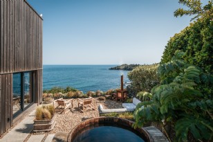 Luxury Homes with Hot Tubs - Collections