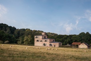 Shoot and Stay Locations - Collections