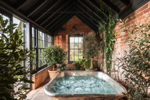Honeymoons - Collections