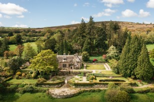 Large Self-Catering Groups - Collections