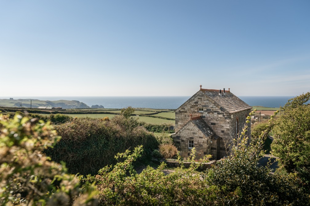 Aphrodite | Luxury Coastal Holiday Home | Boscastle, Cornwall