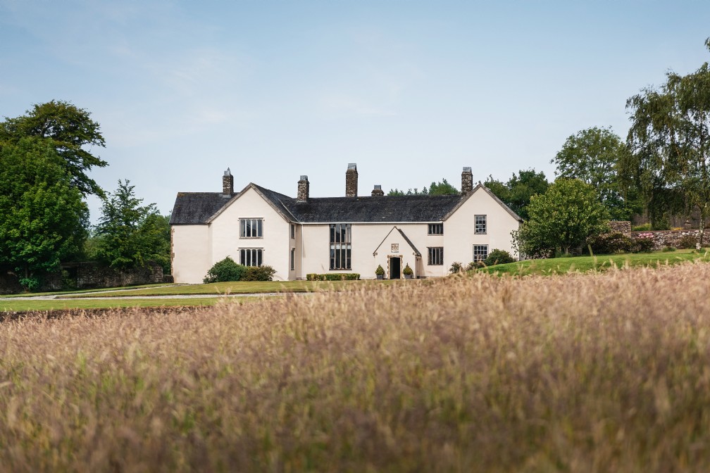Luxury Self-Catering Manor House with Hot Tub | Chulmleigh | Devon