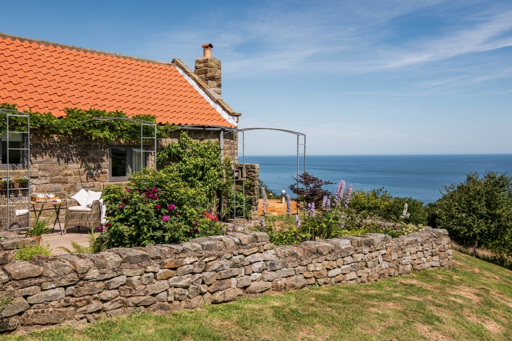 Bay View | Luxury Coastal Cottage | Robin Hoods Bay, Whitby