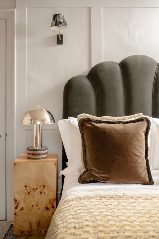 There are gentle references to Art Deco throughout the sleeping spaces