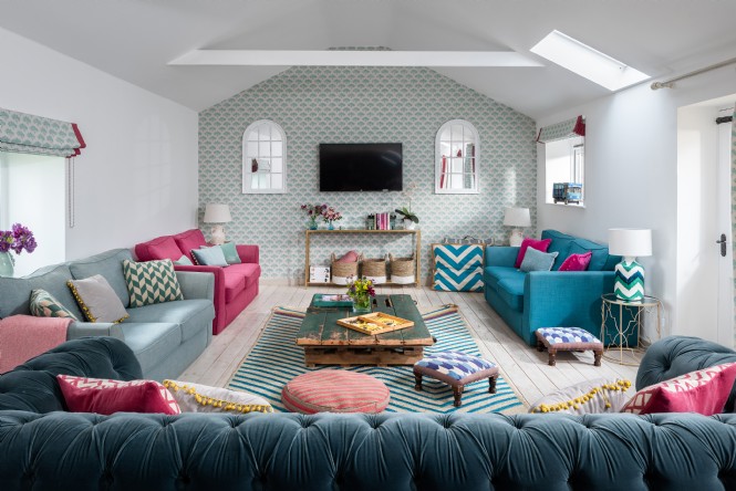 Soft sofas and colourful interiors style Bohème