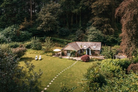 Clapper Bridge Cottage