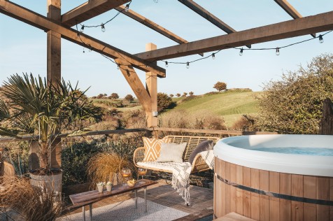 A Midweek Home from Home at the Limit